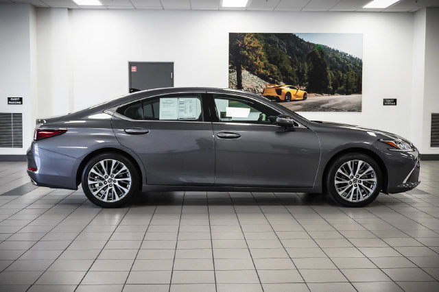 Used 2020 Lexus ES 350 w/ Premium Package FWD image 5