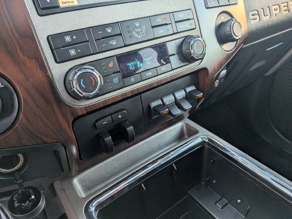 Used 2012 Ford F350 Lariat w/ Lariat Ultimate Pkg AWD/4WD image 35
