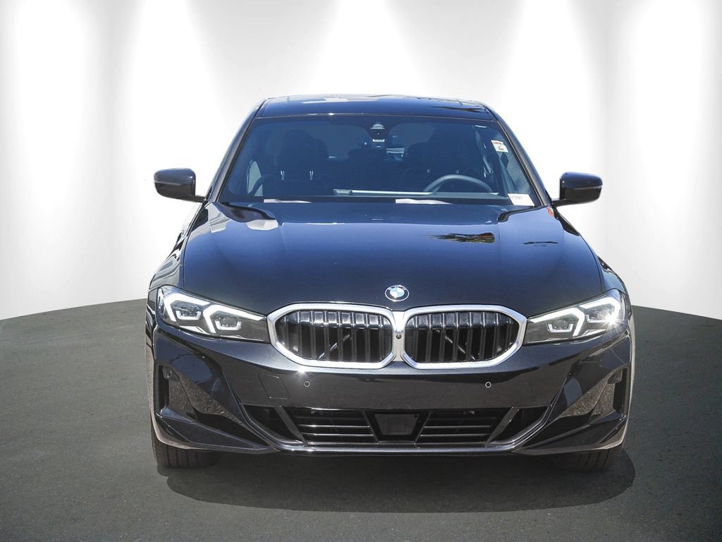 Used 2025 BMW 330i Sedan RWD image 2