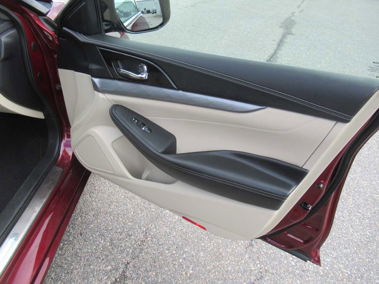 Used 2018 Nissan Maxima 3.5 SV image 22