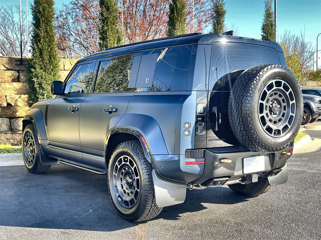 New 2026 Land Rover Defender 110 image 3