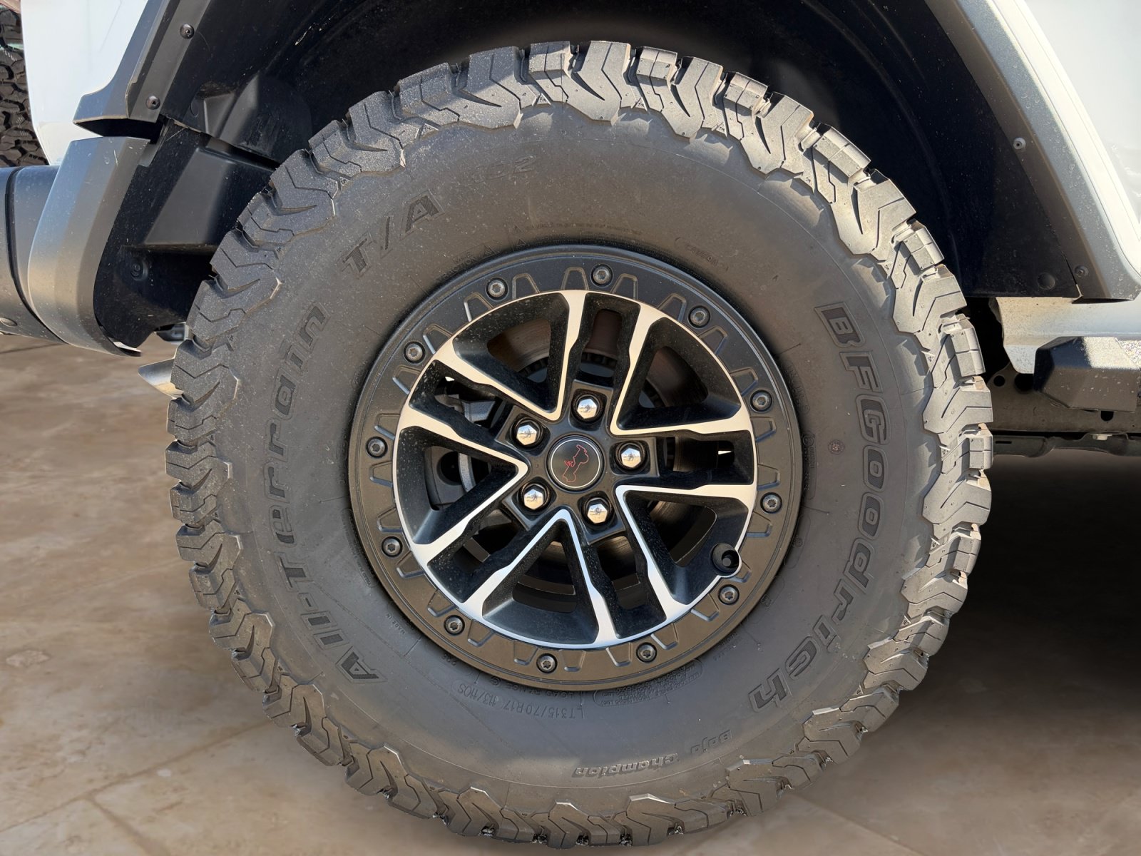 Used 2025 Jeep Wrangler Unlimited Rubicon AWD/4WD image 22
