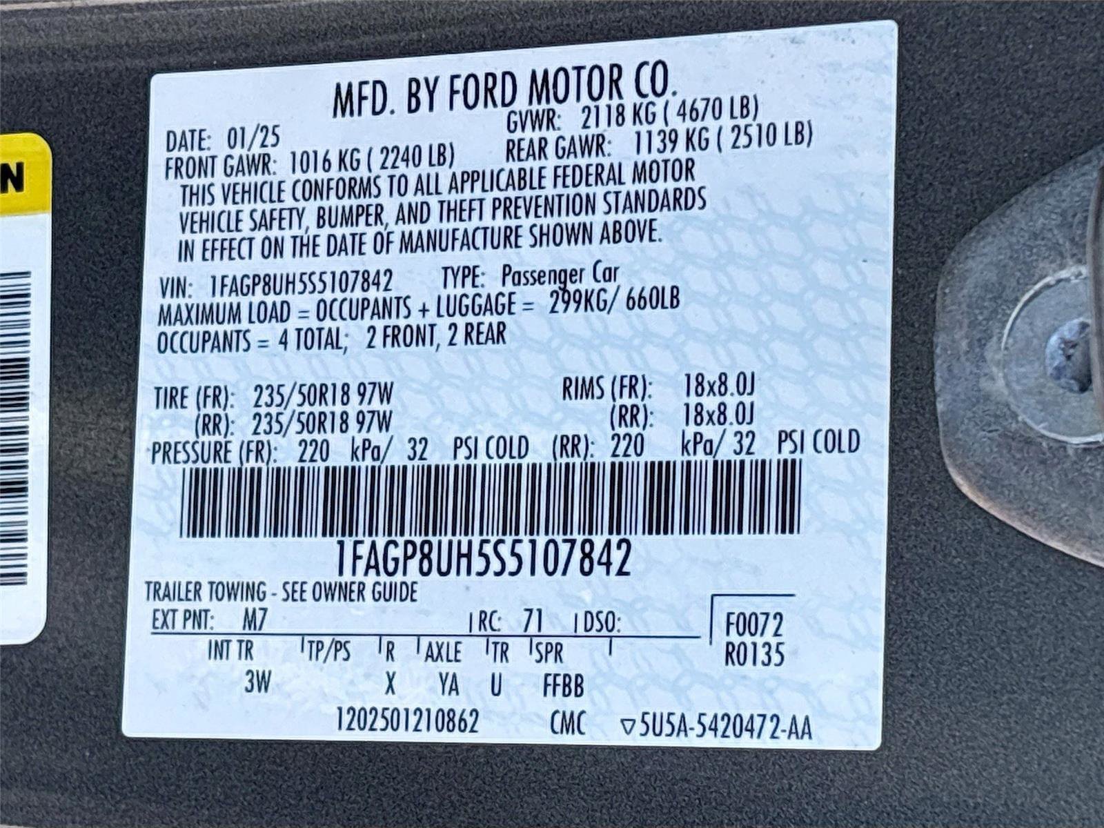 Used 2025 Ford Mustang Premium RWD image 35