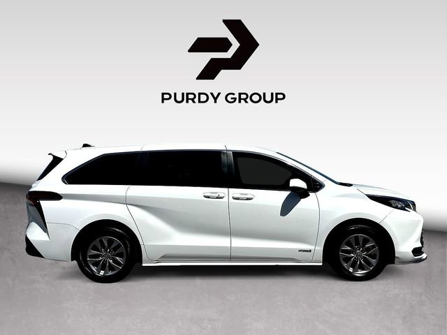 Used 2021 Toyota Sienna LE image 8