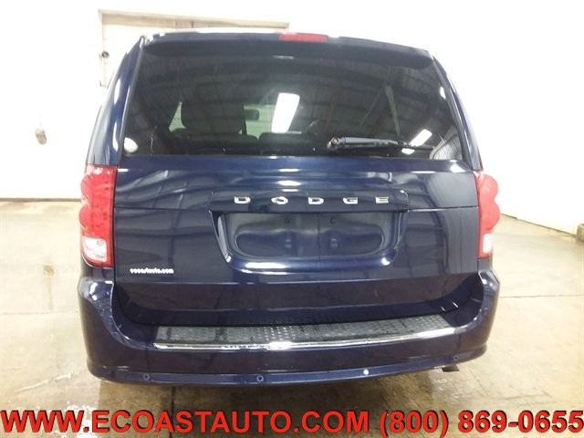 Used 2014 Dodge Grand Caravan SXT w/ Rear Park Assist Package image 8
