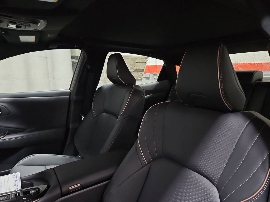 New 2026 Toyota Crown Platinum image 14