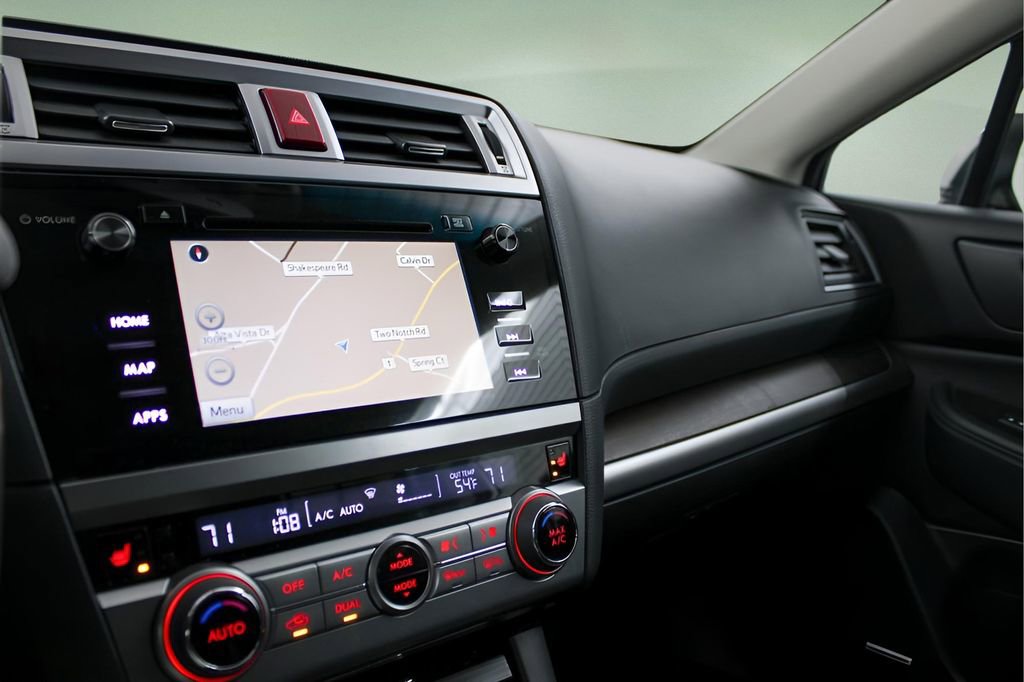 Used 2017 Subaru Outback 2.5i Limited image 23