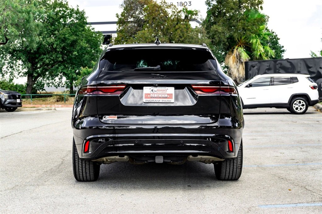 Used 2024 Jaguar F-PACE R-Dynamic S image 7