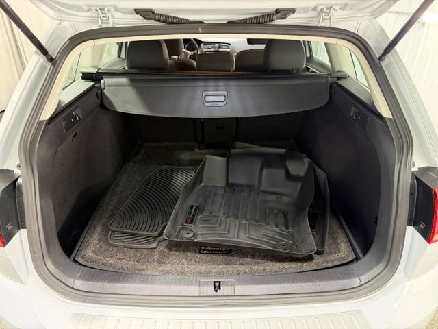 Used 2018 Volkswagen Golf S AWD/4WD image 9