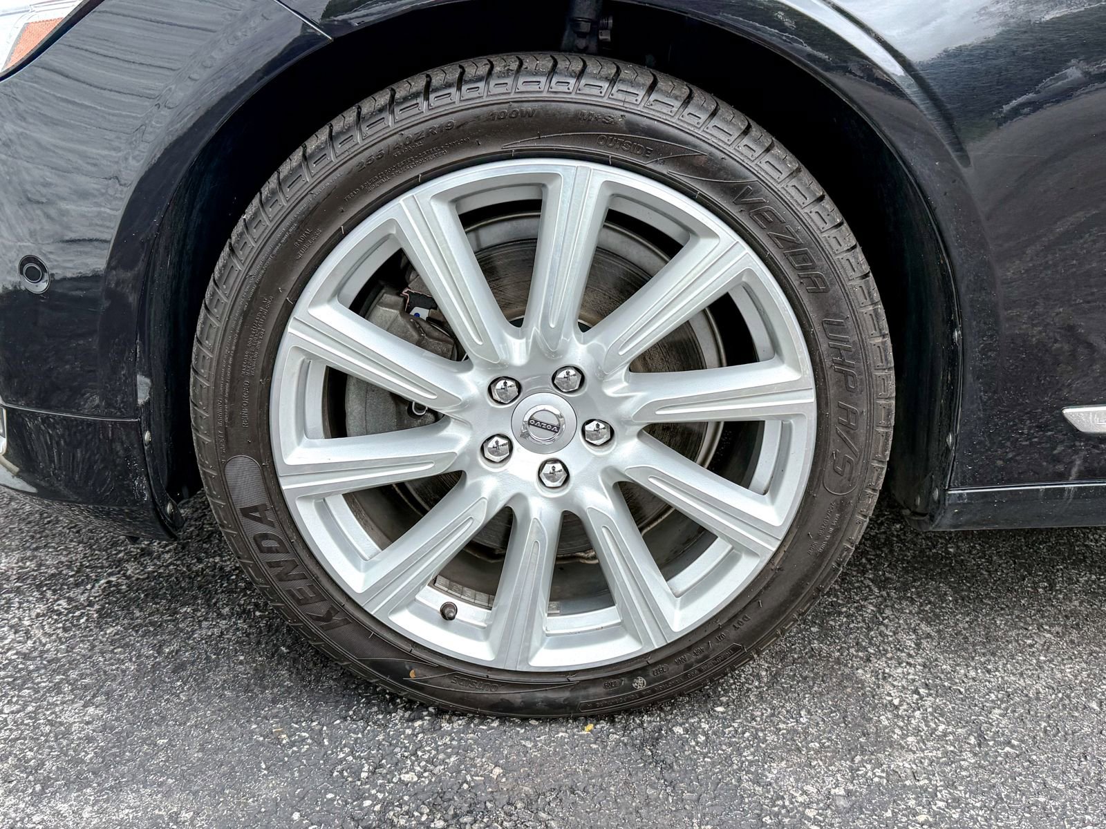 Used 2017 Volvo S90 T6 Inscription w/ Vision Package AWD/4WD image 11