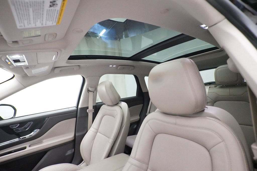 Used 2020 Lincoln Corsair Reserve w/ Equipment Group 201A AWD/4WD image 36