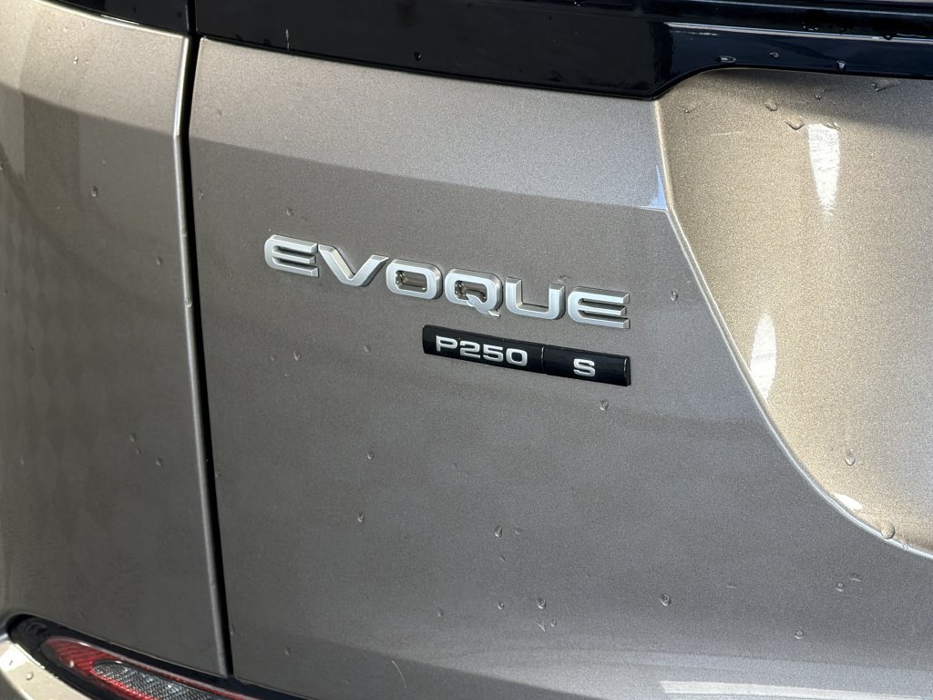 Used 2020 Land Rover Range Rover Evoque S AWD/4WD image 8