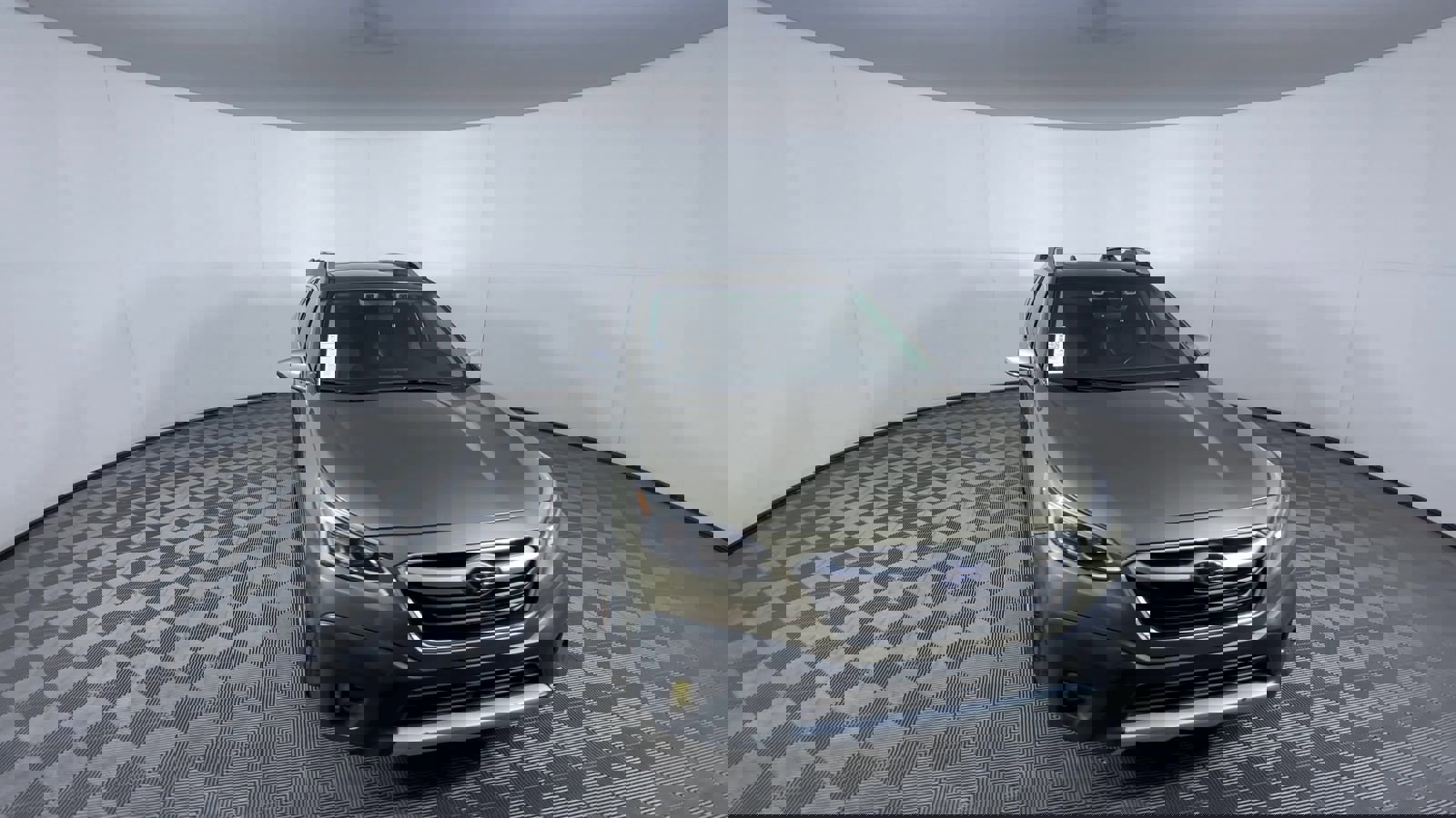 Used 2022 Subaru Outback Touring XT image 2