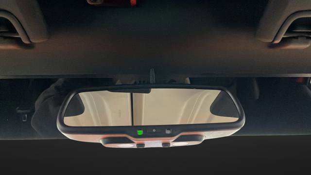 Used 2015 Jeep Wrangler Unlimited Sahara w/ Dual Top Group image 30