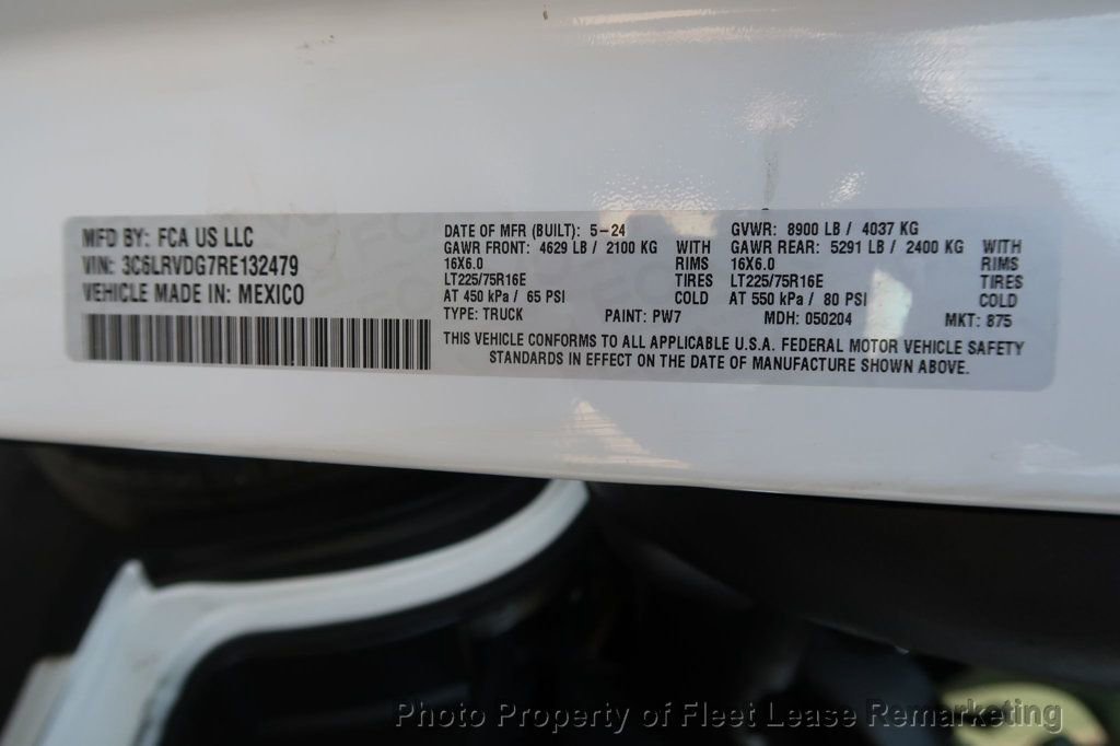 Used 2024 RAM ProMaster 2500 w/ Convenience Group FWD image 14