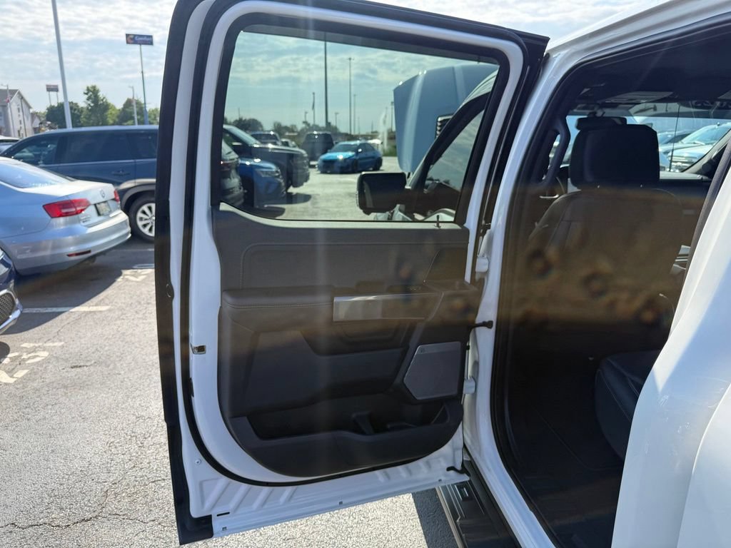 Used 2023 Ford F150 Lariat w/ Equipment Group 502A High AWD/4WD image 41