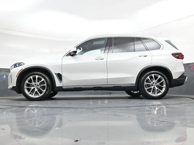 Used 2024 BMW X5 xDrive40i w/ Premium Package AWD/4WD image 38