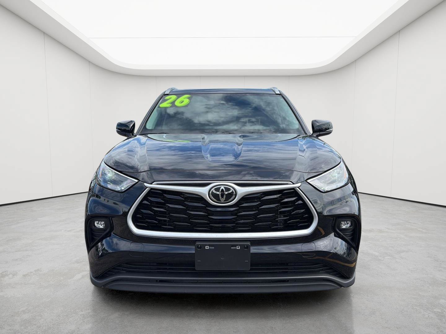 Used 2026 Toyota Highlander XLE AWD/4WD image 5