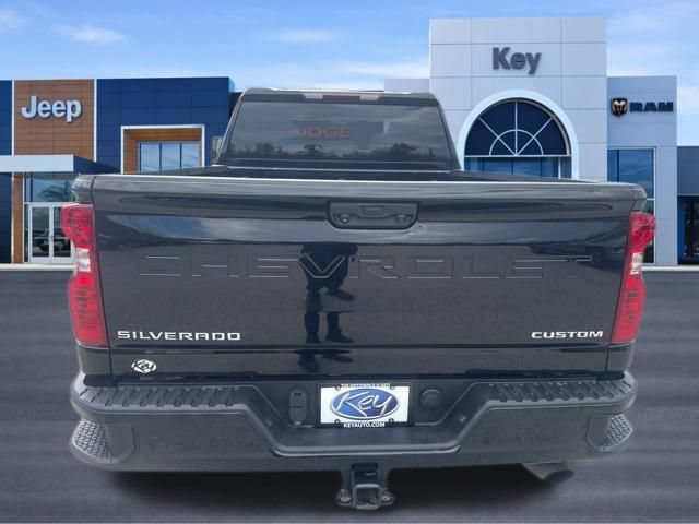 Used 2024 Chevrolet Silverado 2500 Custom w/ Custom Convenience Package AWD/4WD image 5