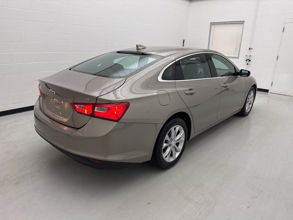 Used 2023 Chevrolet Malibu LT image 11