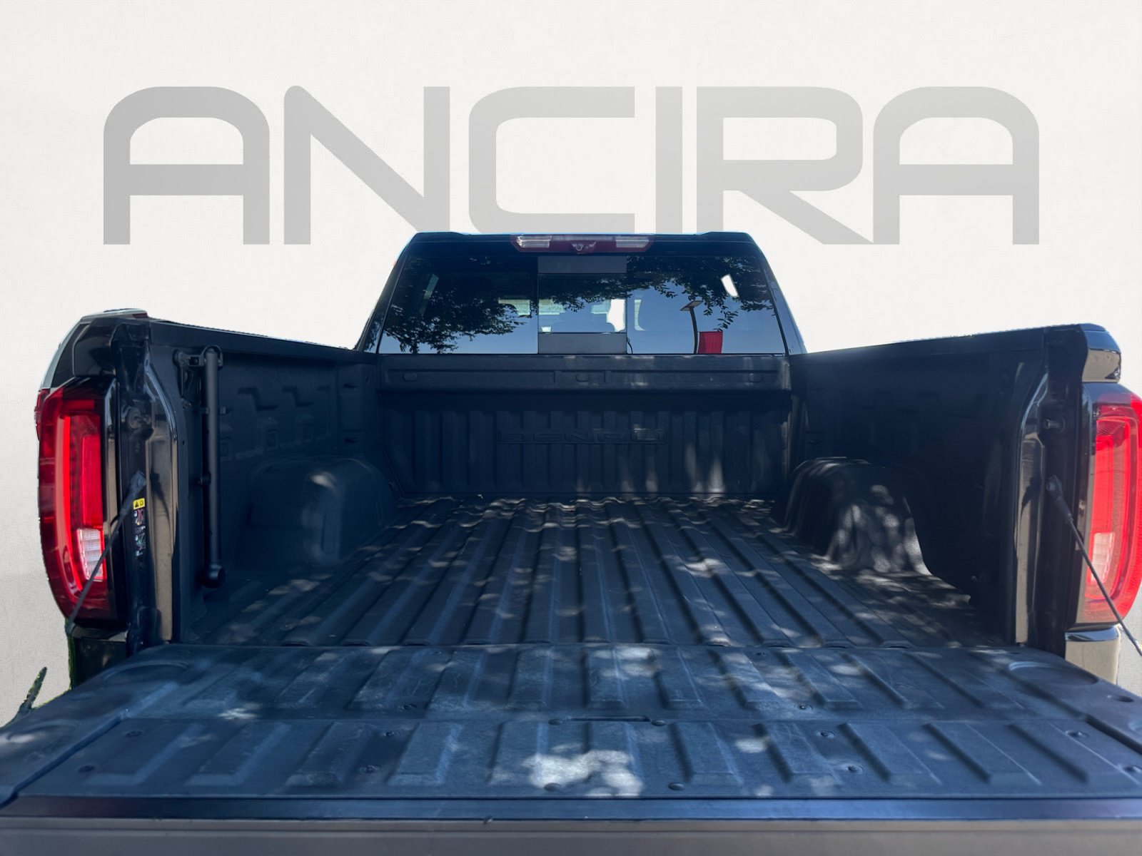 Used 2023 GMC Sierra 1500 Denali w/ Denali Reserve Package AWD/4WD image 12