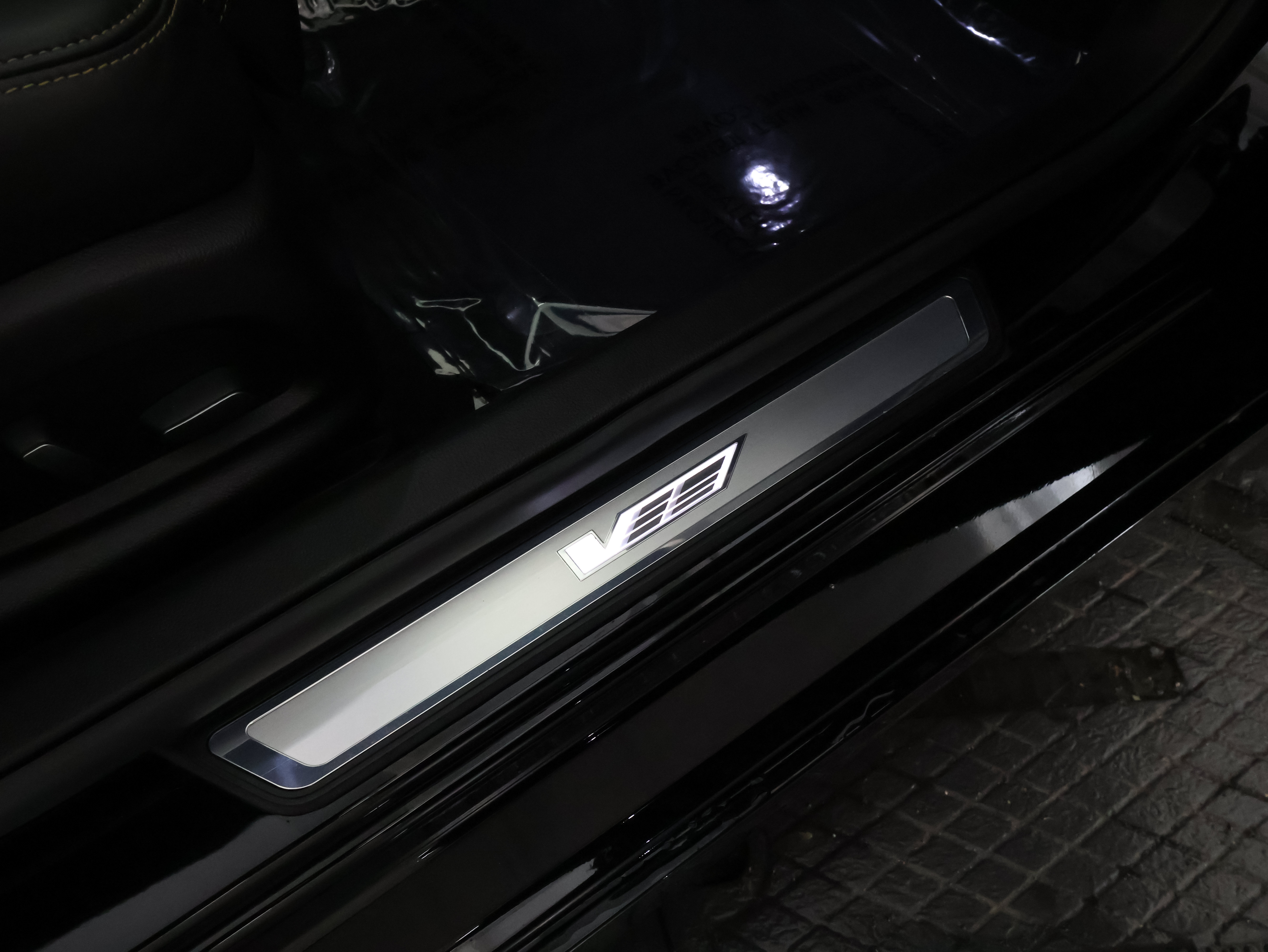 Used 2019 Cadillac CTS V w/ Luxury Package RWD image 52