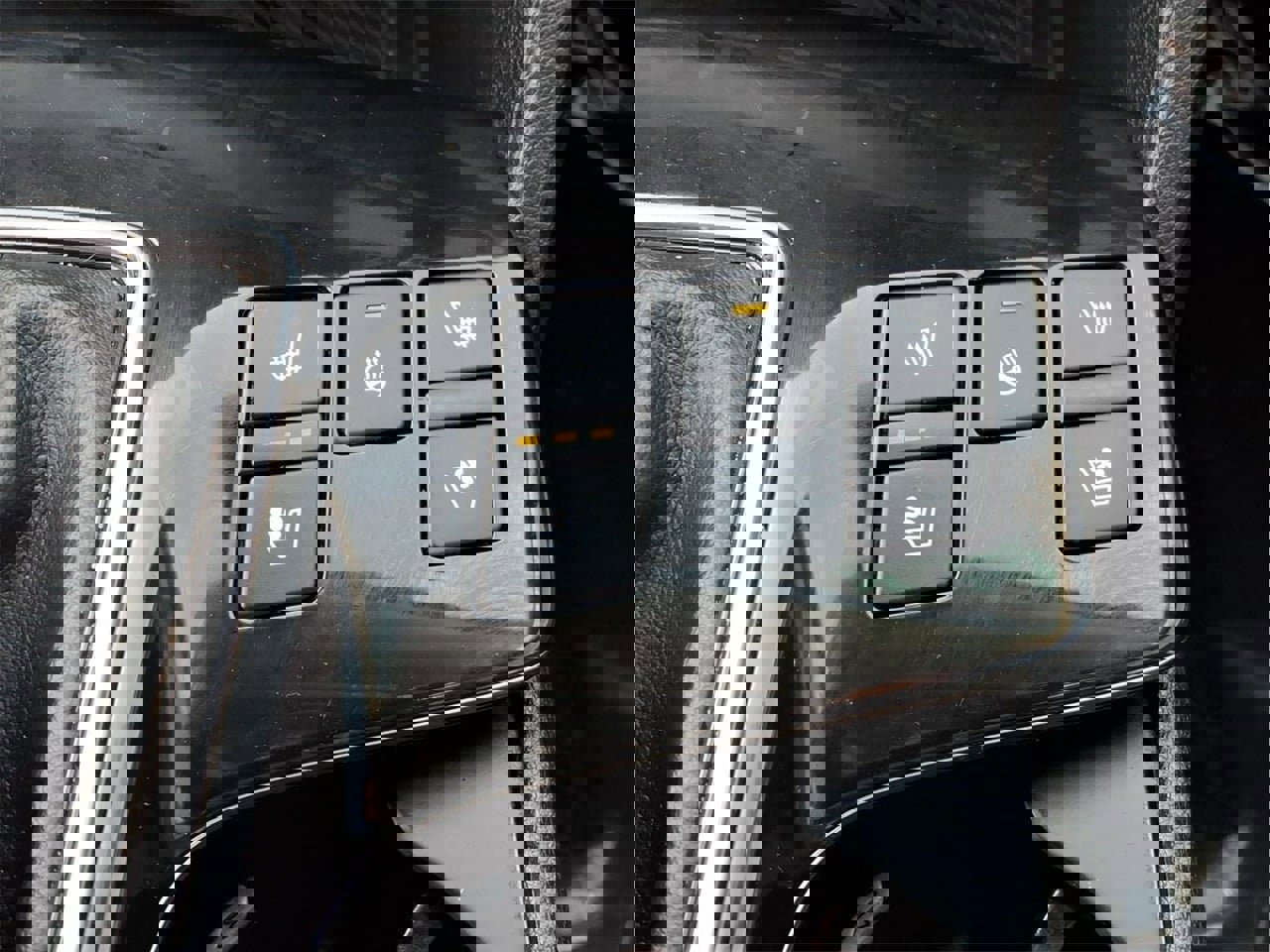 Used 2023 Kia Sportage SX image 24