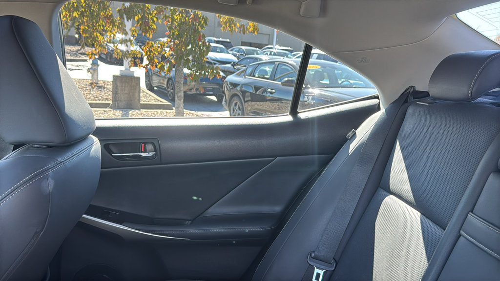 Used 2016 Lexus IS 300 AWD w/ Premium Package image 29