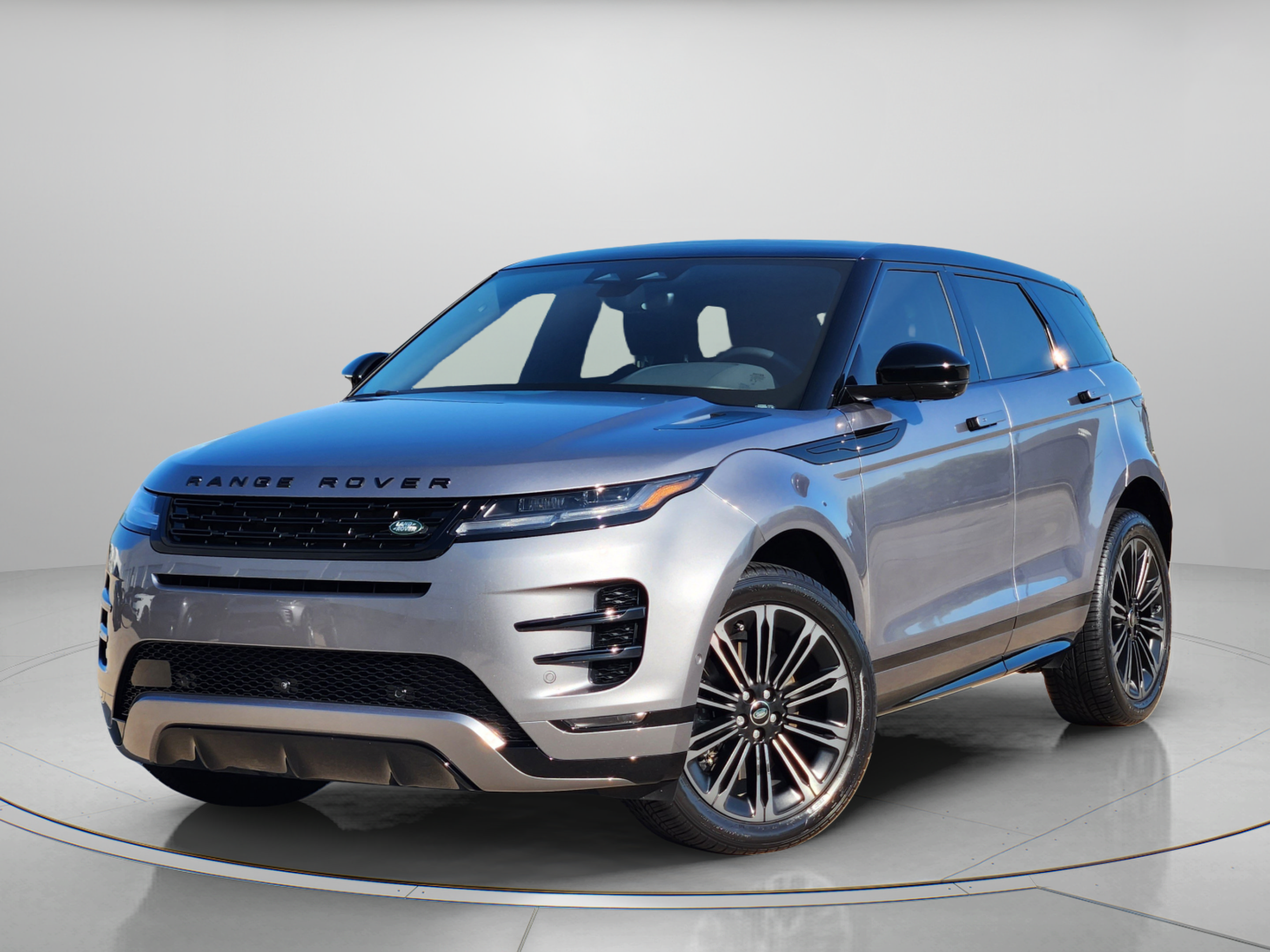 Used 2026 Land Rover Range Rover Evoque Dynamic SE