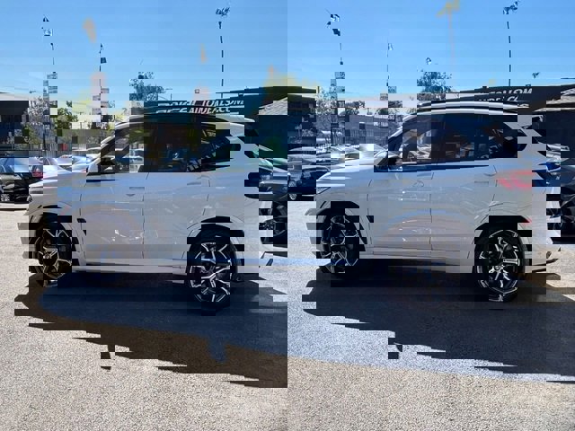 Used 2021 BMW X5 sDrive40i w/ M Sport Package image 11