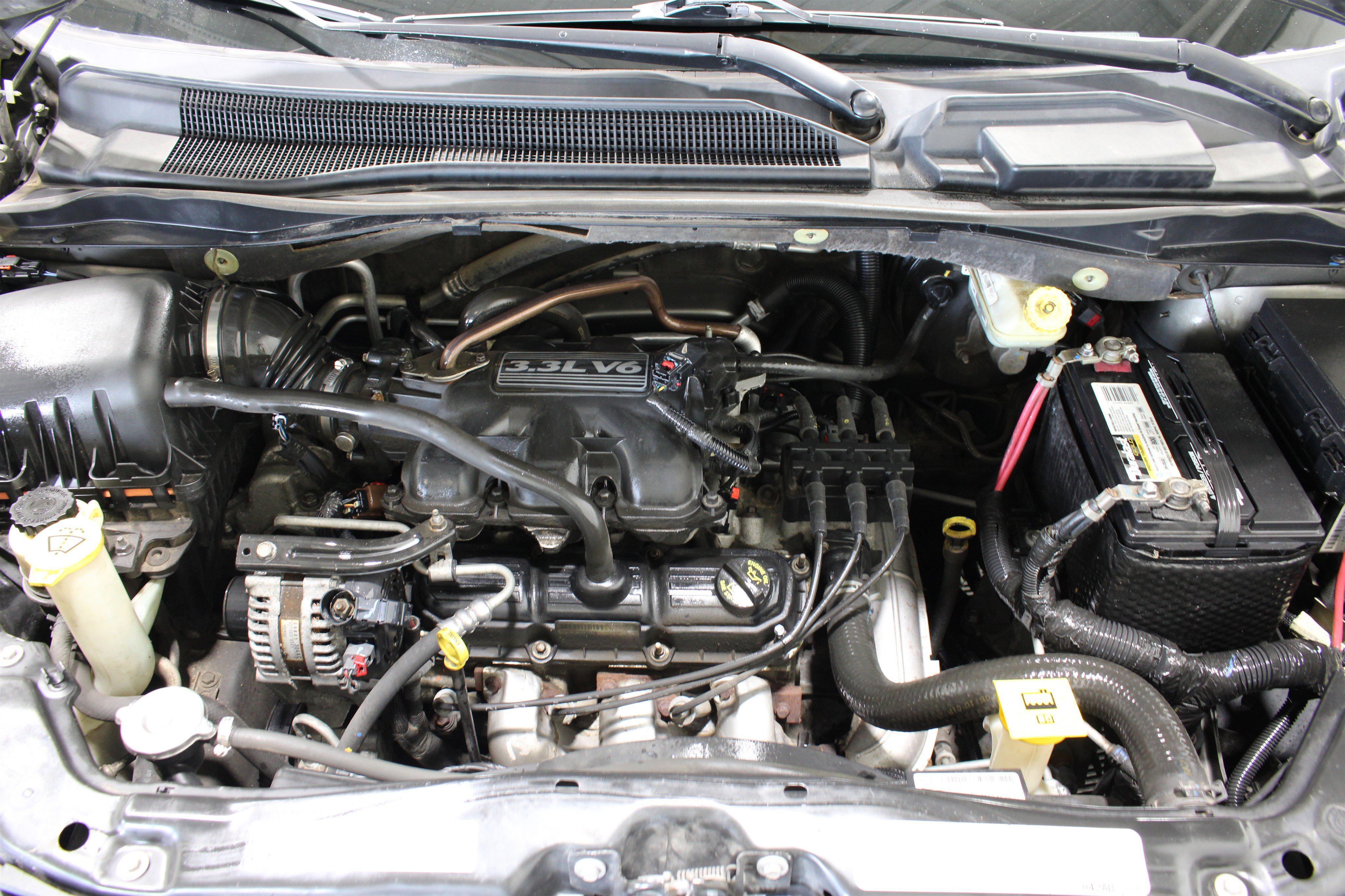Used 2010 Dodge Grand Caravan SE FWD image 32