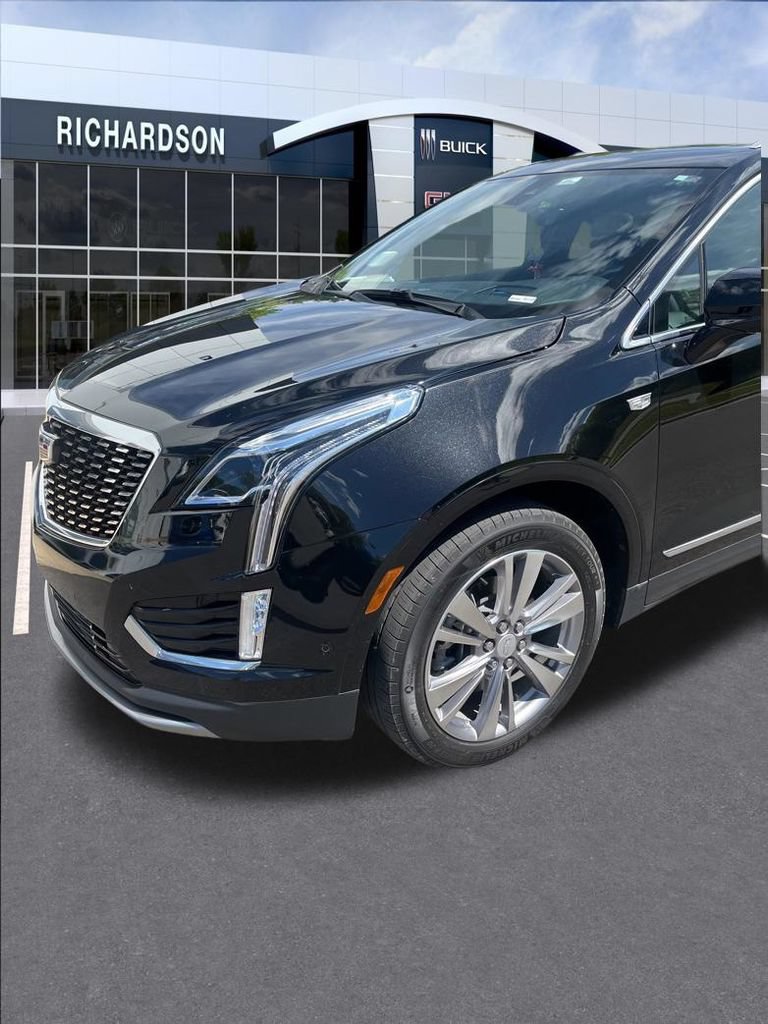 Certified 2023 Cadillac XT5 Premium Luxury w/ Technology Package AWD/4WD image 11