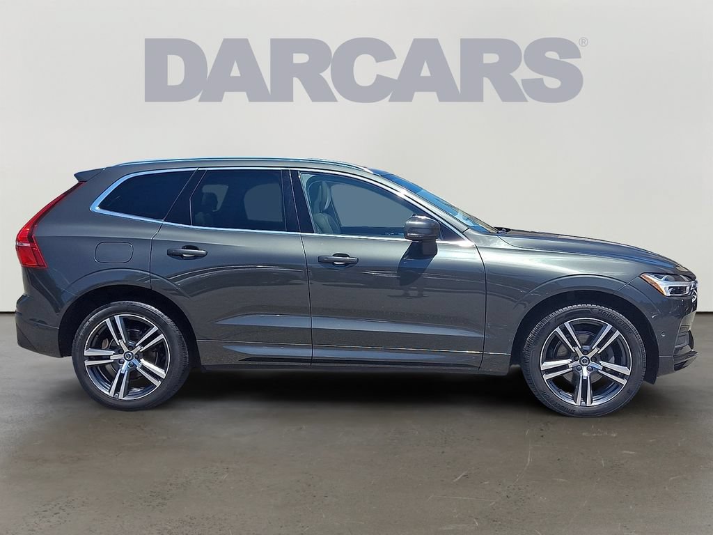 Used 2019 Volvo XC60 T5 Momentum w/ Multimedia Package AWD/4WD image 7