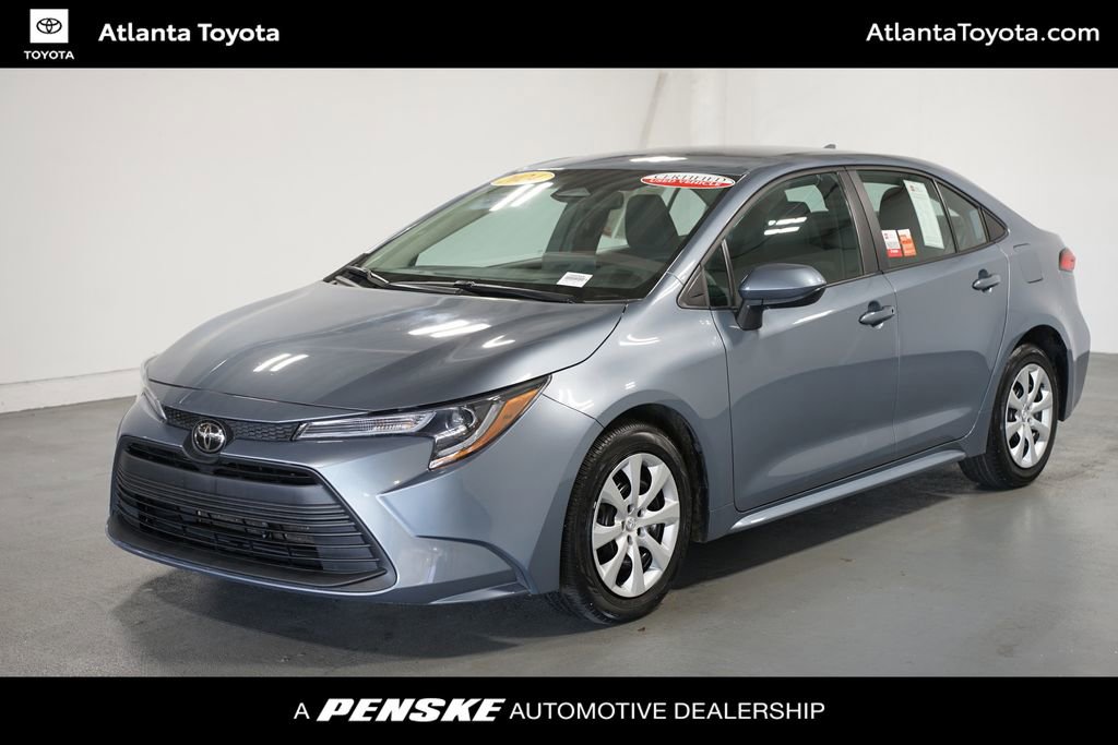 Certified 2024 Toyota Corolla LE image 1