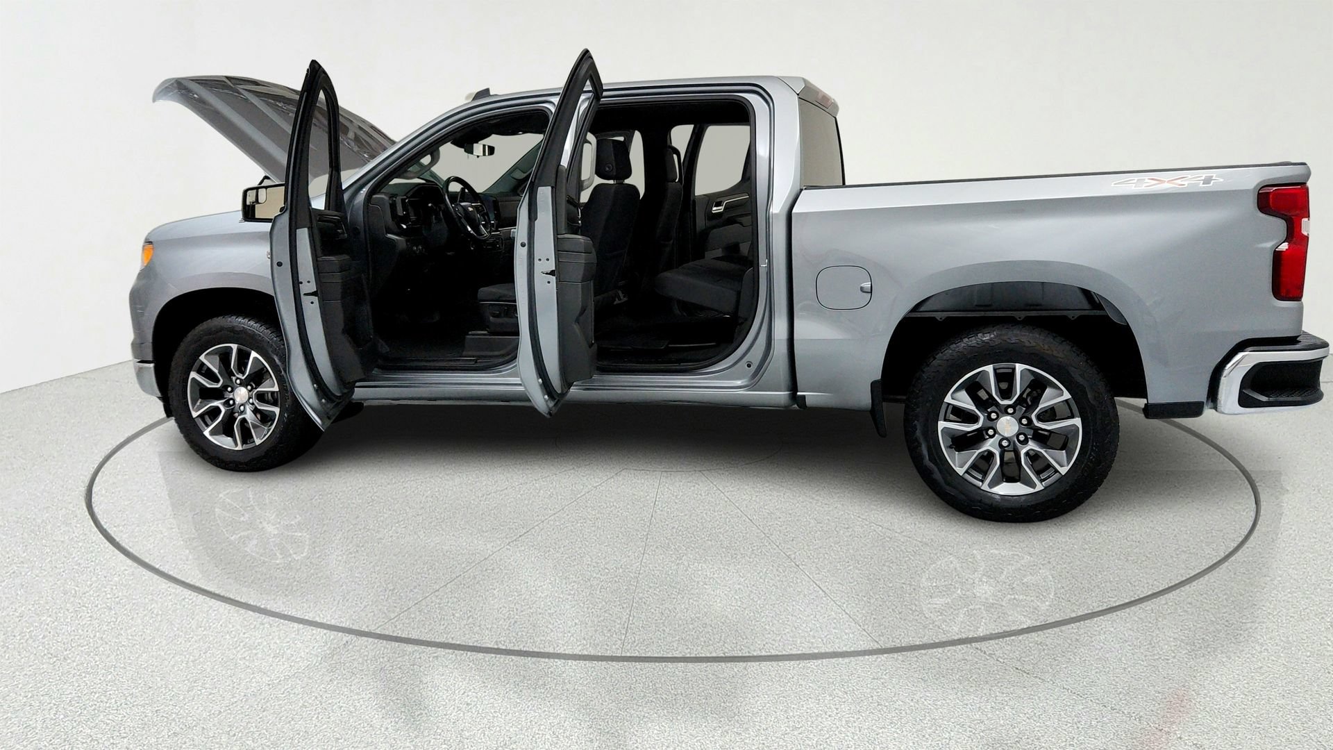 Certified 2024 Chevrolet Silverado 1500 LT AWD/4WD image 10