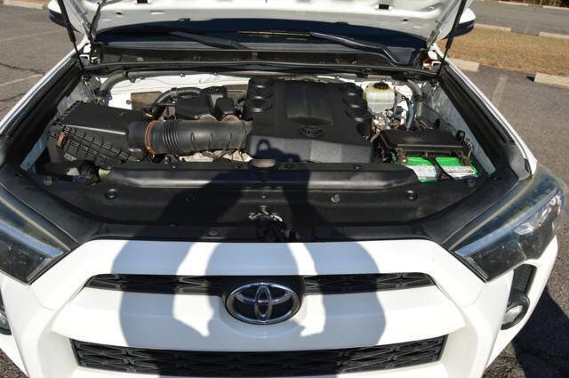 Used 2014 Toyota 4Runner SR5 Premium AWD/4WD image 31