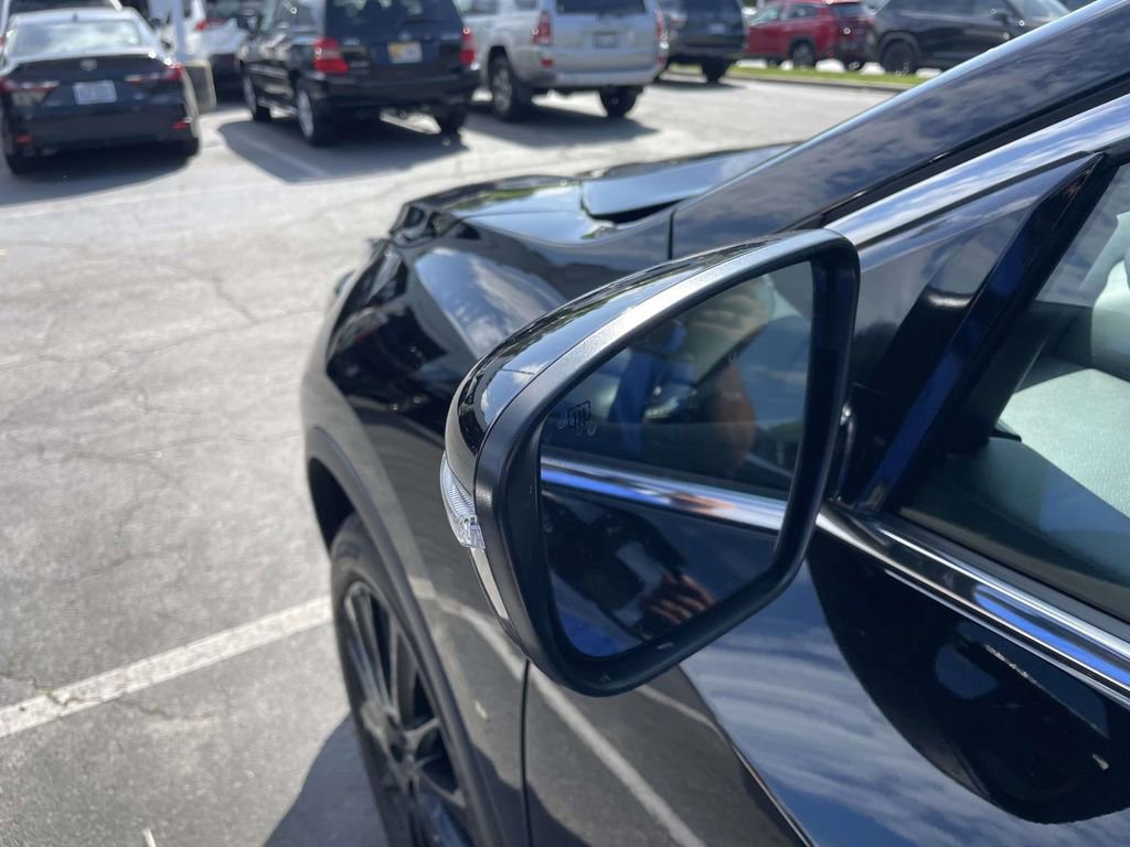 Used 2023 Nissan Murano SV w/ SV Midnight Edition Package image 20
