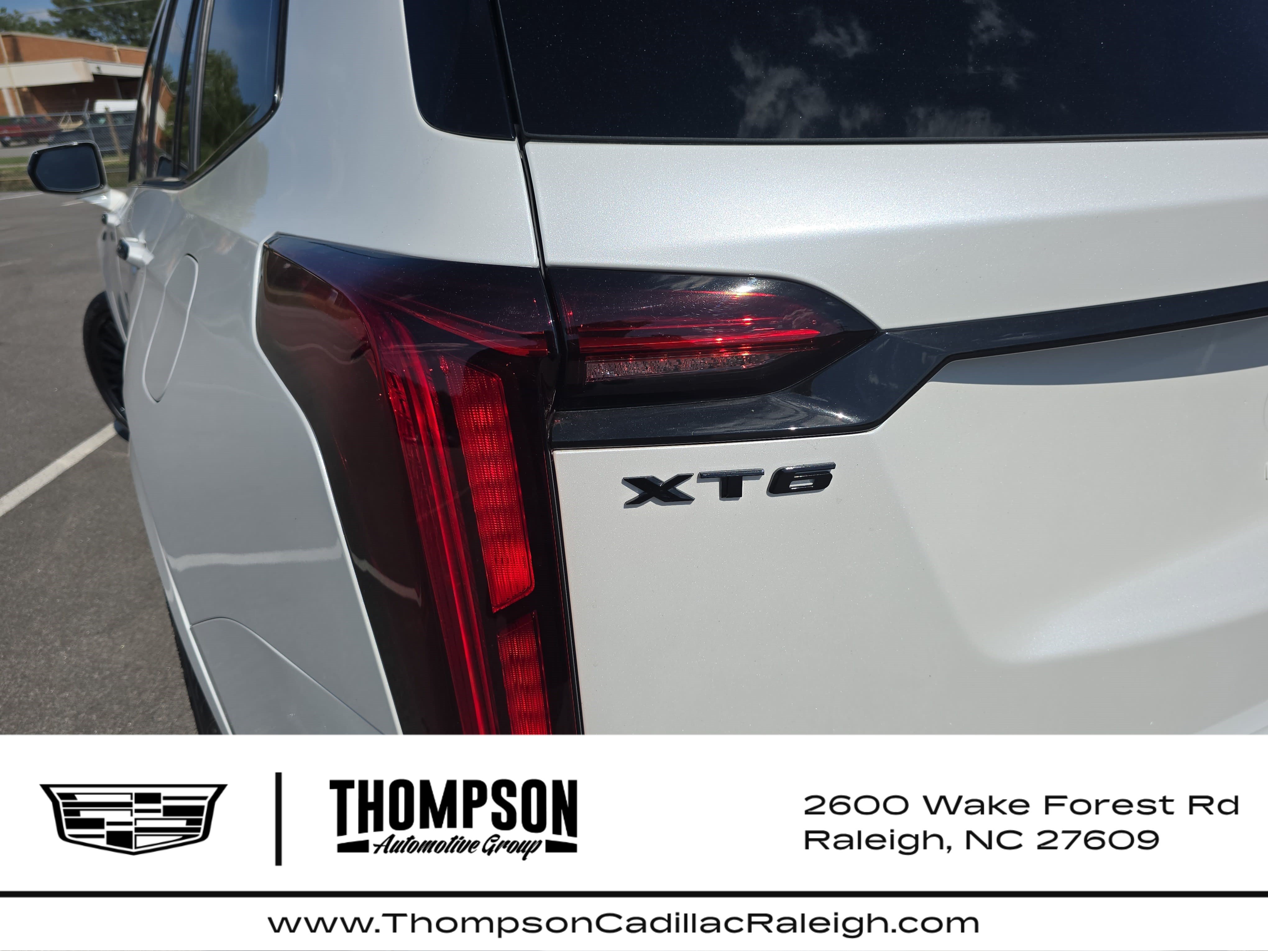 New 2025 Cadillac XT6 Luxury FWD image 35