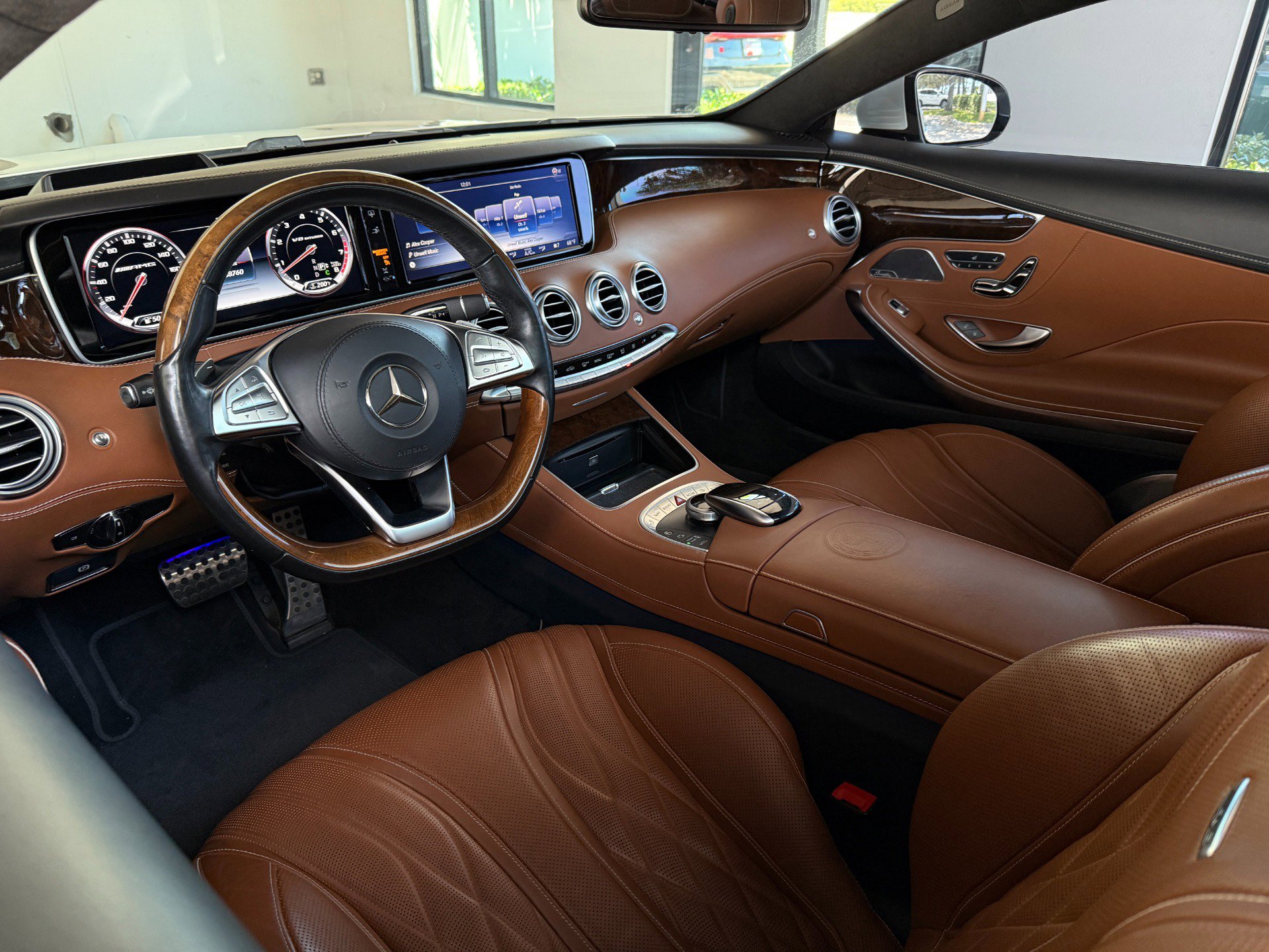 Used 2015 Mercedes-Benz S 63 AMG 4MATIC Coupe image 38