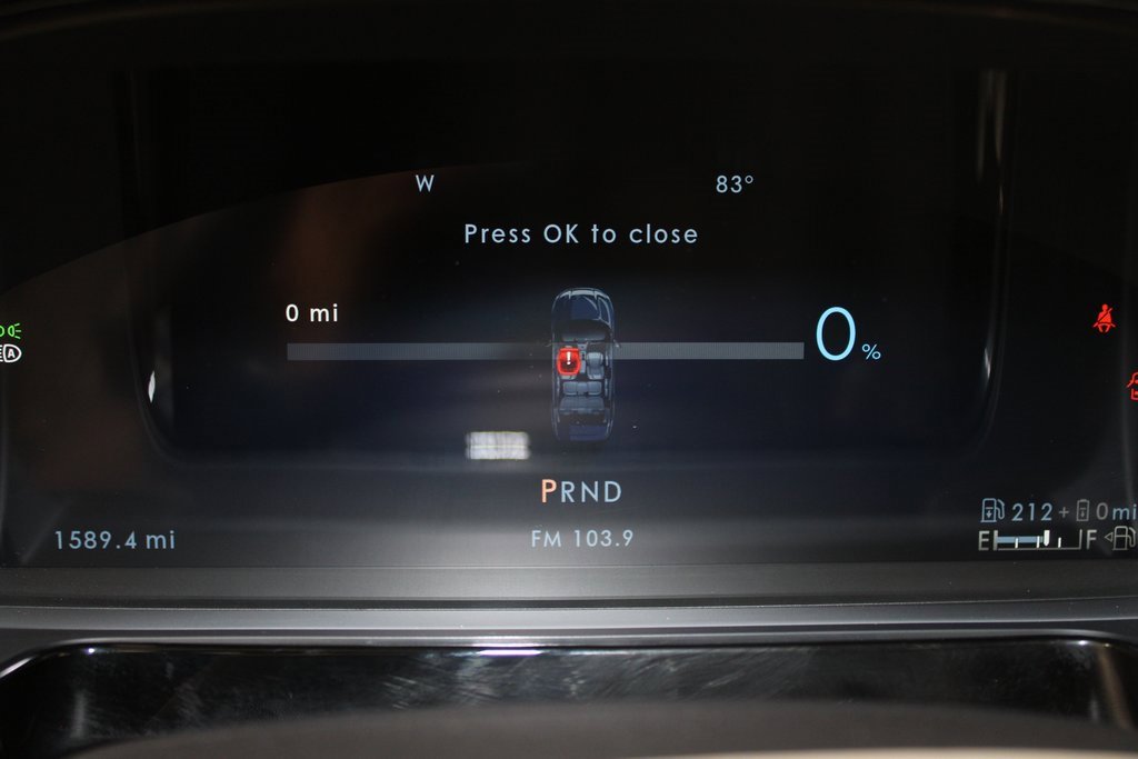 Used 2025 Lincoln Corsair Grand Touring image 19