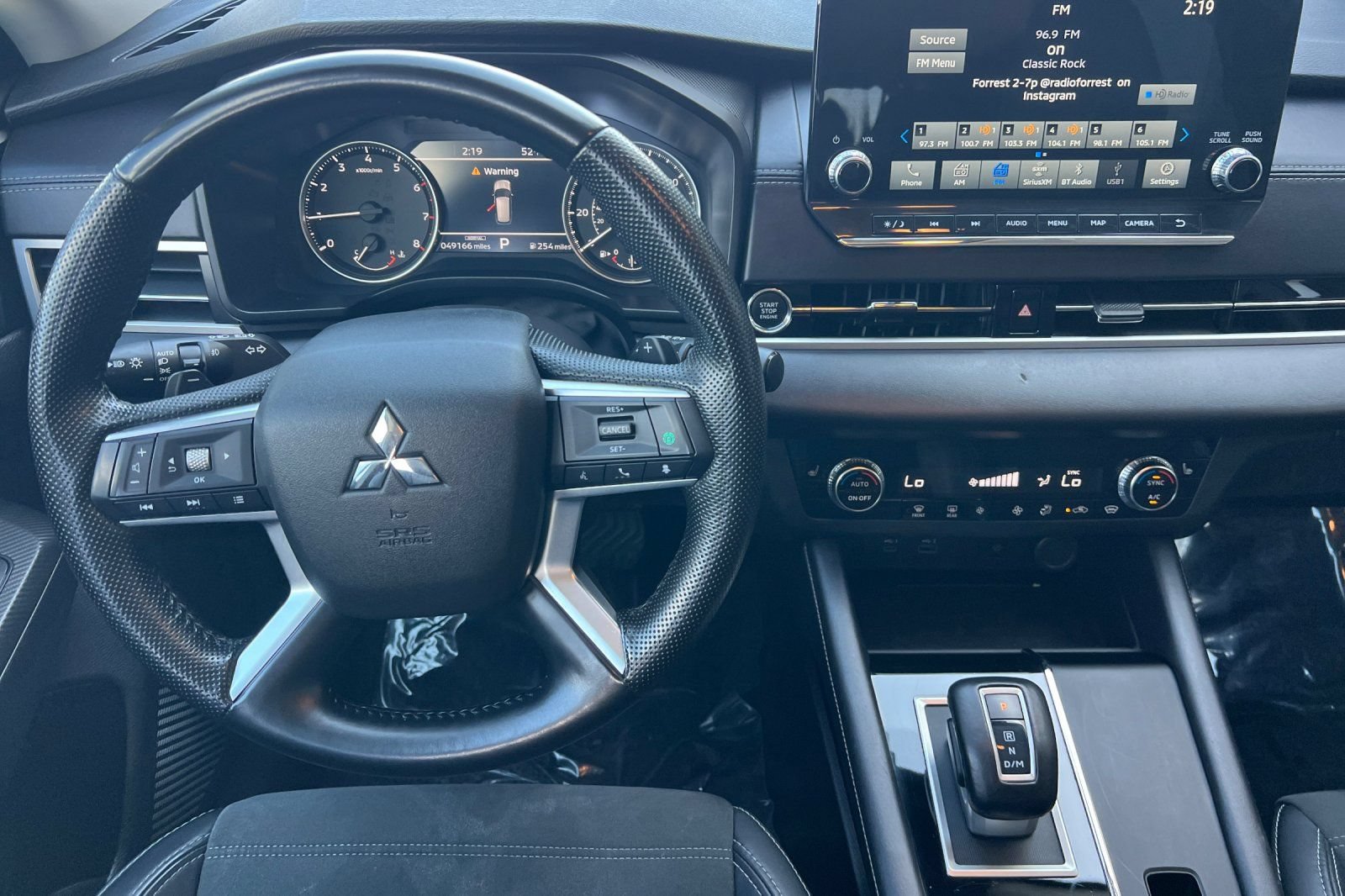 Used 2024 Mitsubishi Outlander SE Black Edition AWD/4WD image 35