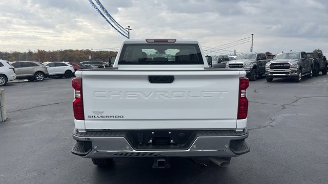 Used 2024 Chevrolet Silverado 2500 W/T w/ WT/CX Safety Package image 4