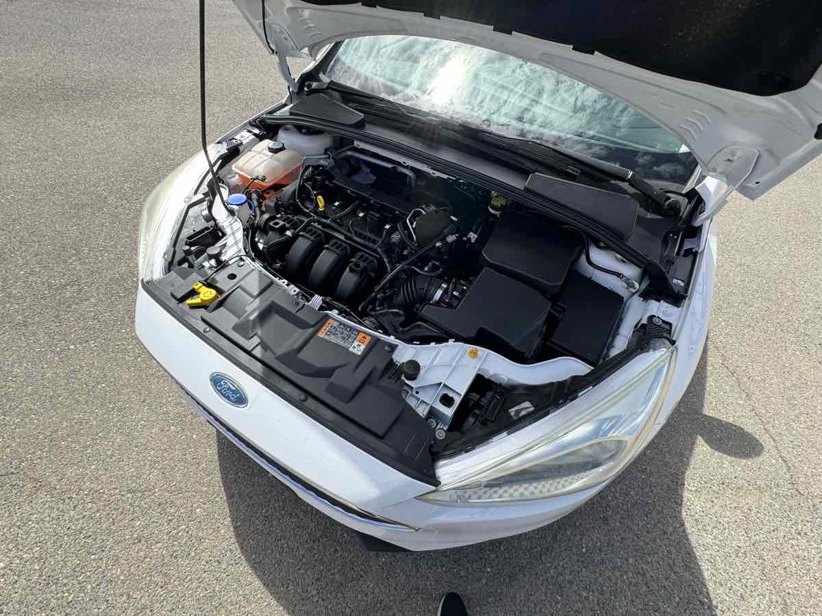 Used 2015 Ford Focus SE FWD image 42