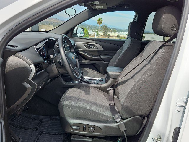Used 2023 Chevrolet Traverse LT FWD image 18