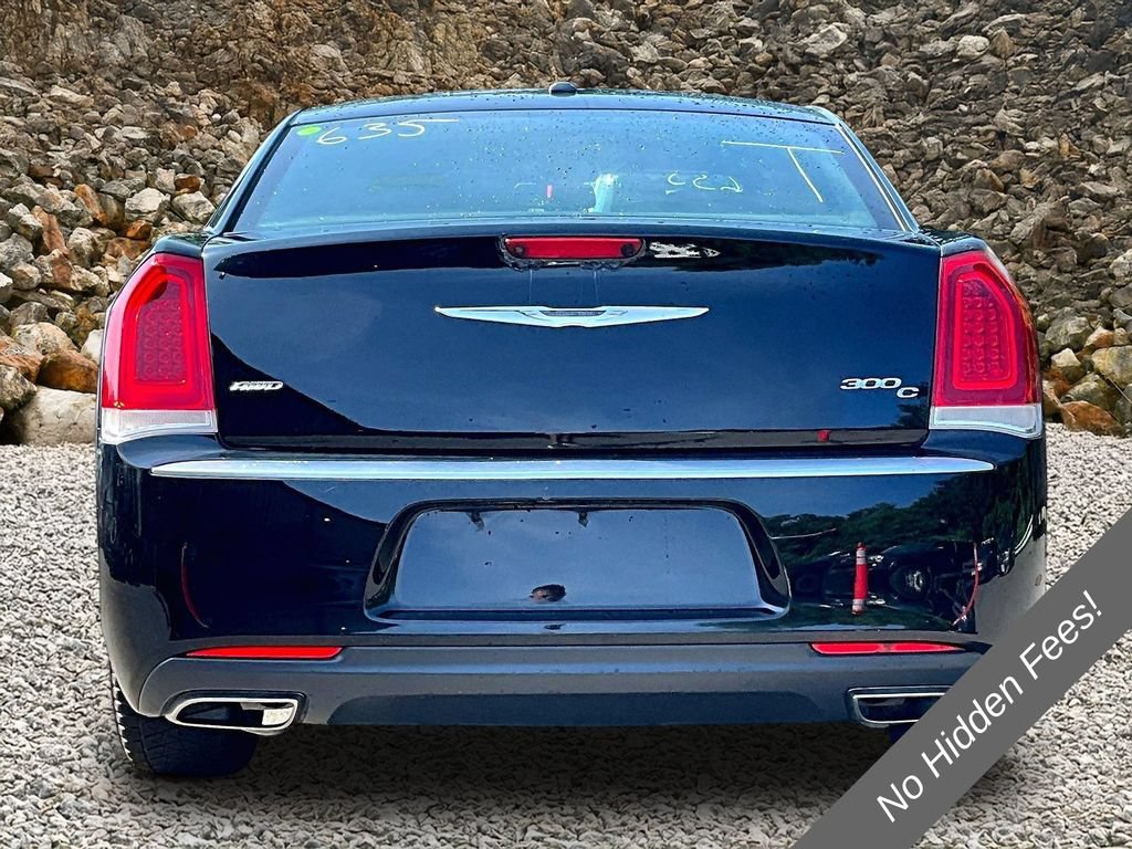 Used 2017 Chrysler 300 C Platinum AWD/4WD image 4