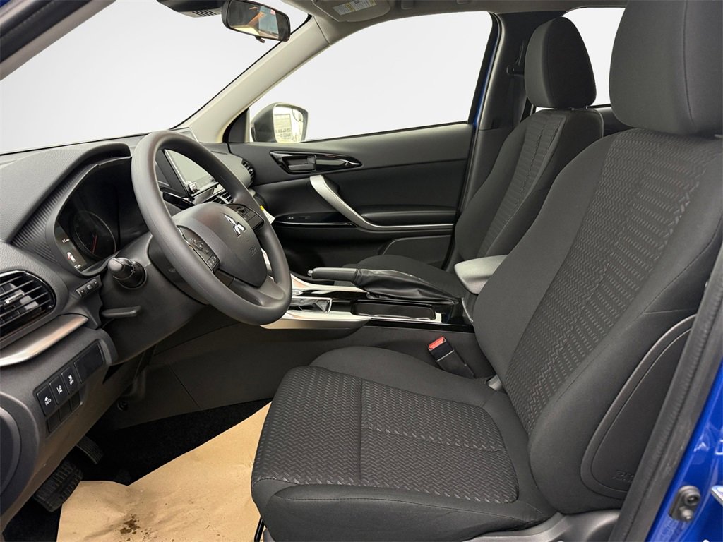 New 2026 Mitsubishi Eclipse Cross LE image 12
