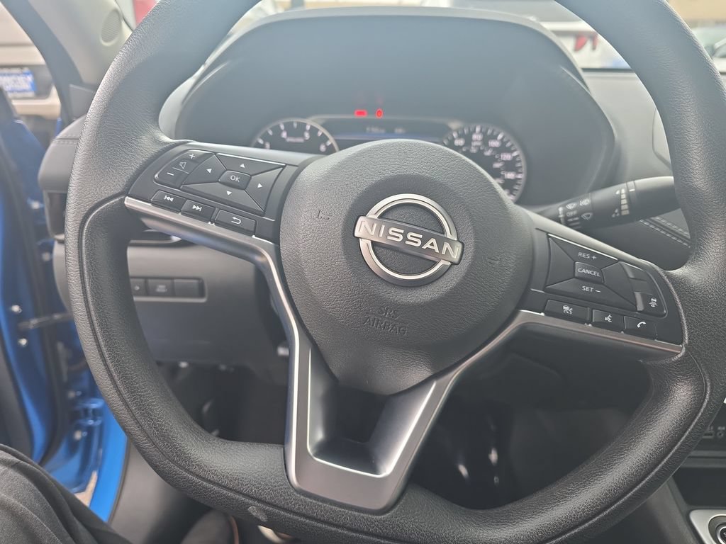 Used 2024 Nissan Sentra SV FWD image 13