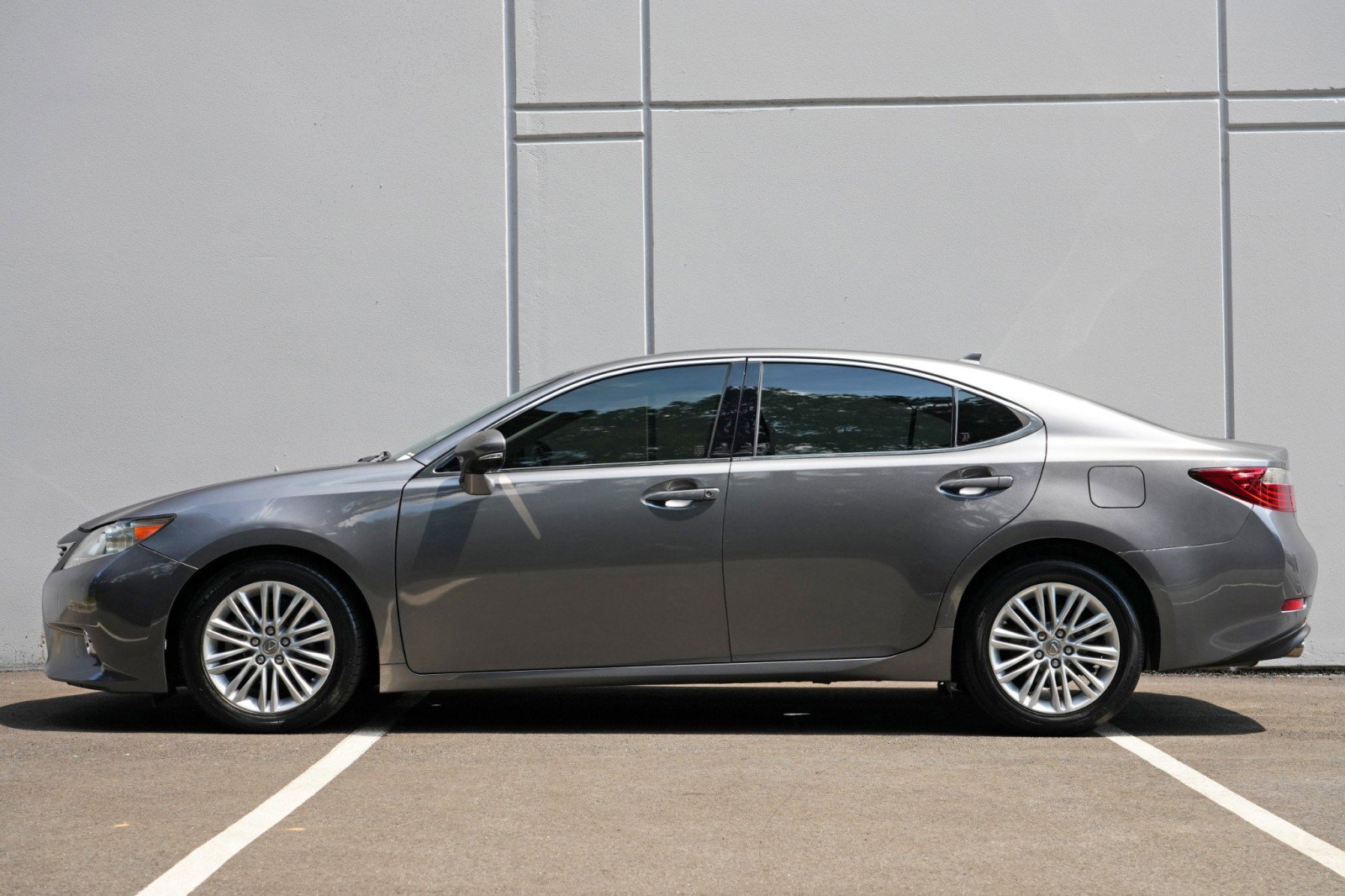Used 2013 Lexus ES 350 w/ Luxury Pkg FWD image 8