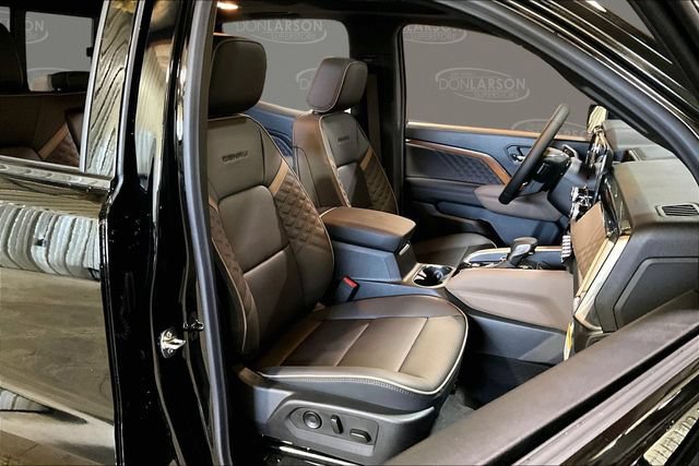 New 2026 GMC Canyon Denali w/ LPO, Denali Black Edition AWD/4WD image 12