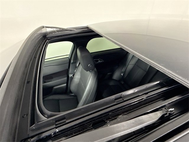 New 2026 Land Rover Range Rover Velar Dynamic SE image 14